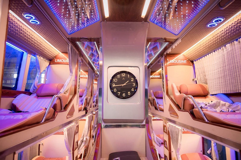 A Ninh Binh to Hue bus