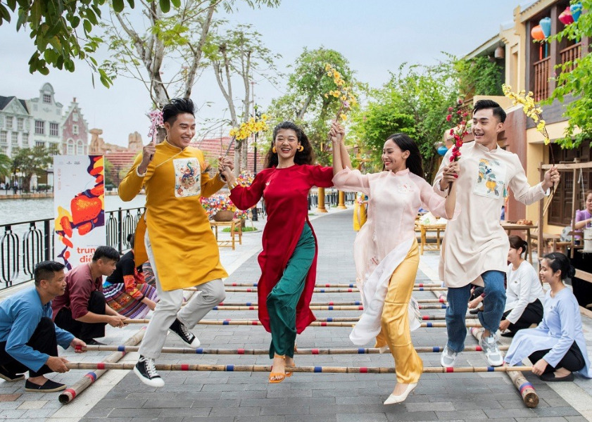 núi Cà Đam Khám phá nhiều trò chơi dân gian thú vị tại Đảo văn hóa dân gian