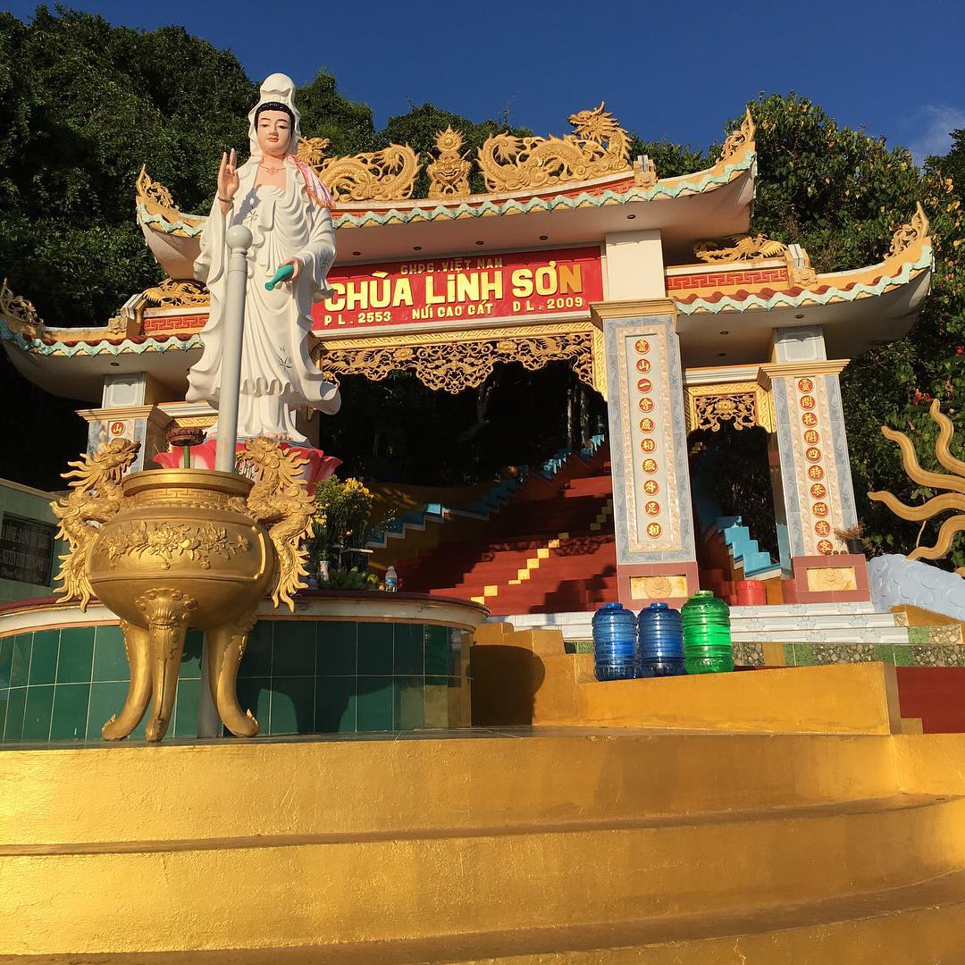 Chùa Linh Sơn