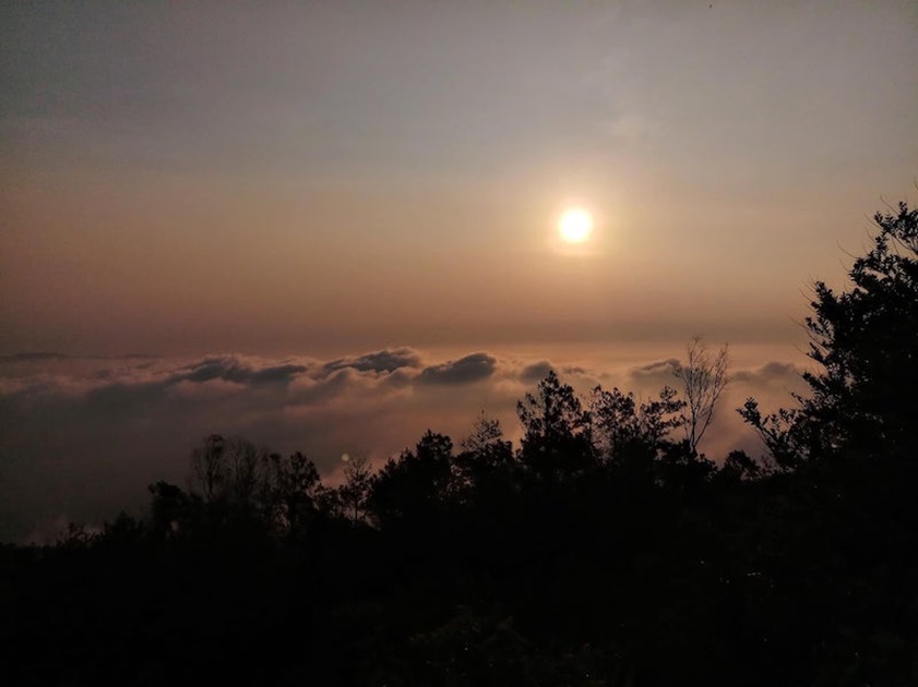 Từng khoảnh khắc bình minh và hoàng hôn tại Vũng Chua làm cho những bức ảnh check in của bạn trở nên đặc sắc