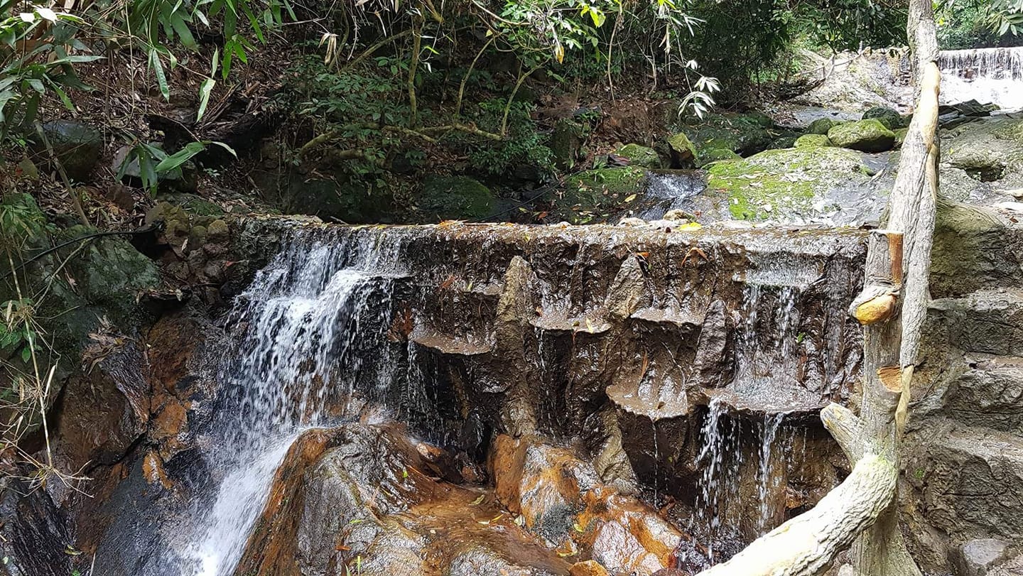 Nước mát thác Đồng Quan