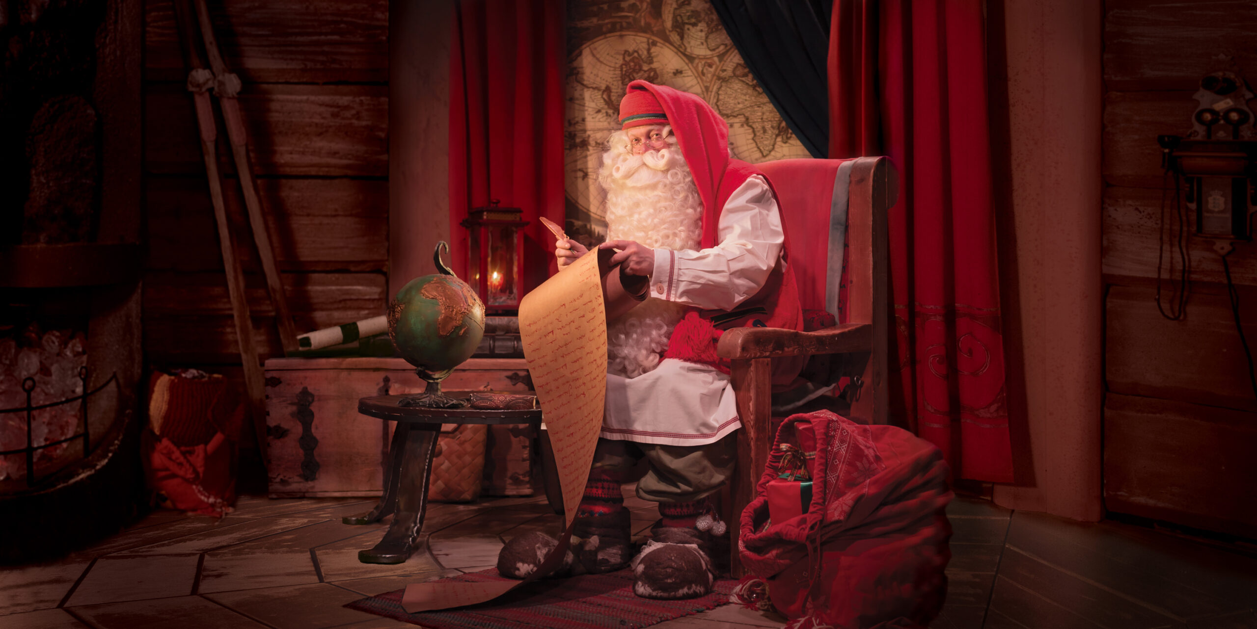 Ông già Noel có thật không Korvatunturi là nơi được cho là văn phòng làm việc của ông già Noel và xây dựng xưởng bí mật để tạo ra những món quà