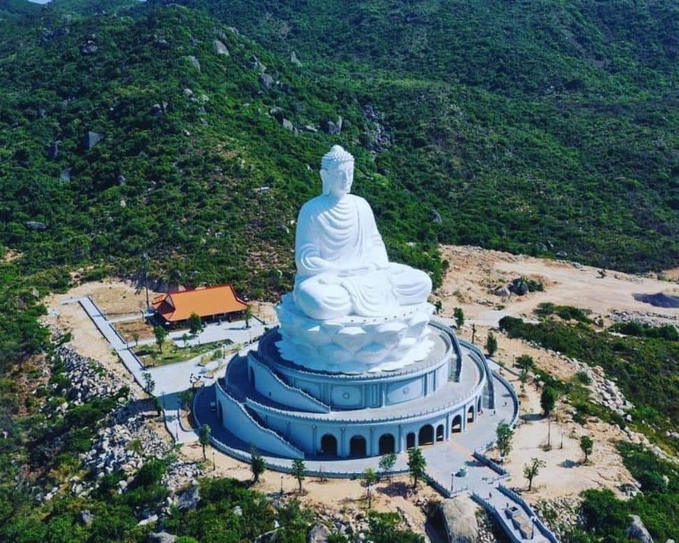 The statue of Buddha in Ong Nui Temple