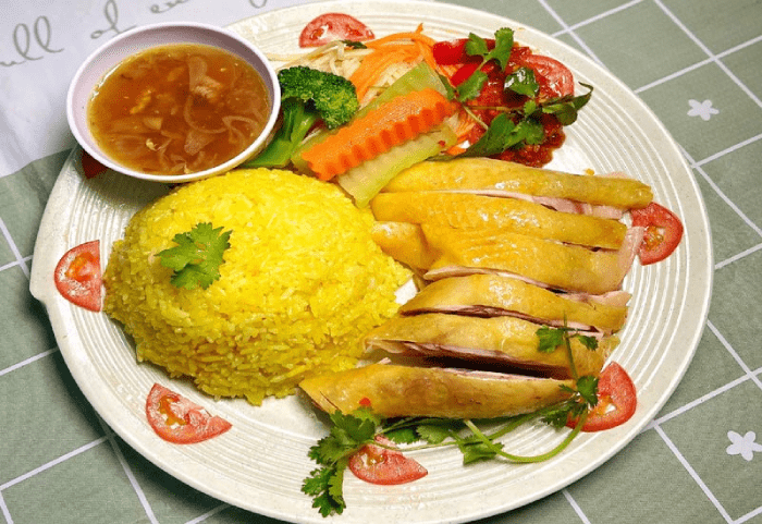 ăn trưa ở Quy Nhơn Quán ăn trưa ngon ở Quy Nhơn được lòng du khách