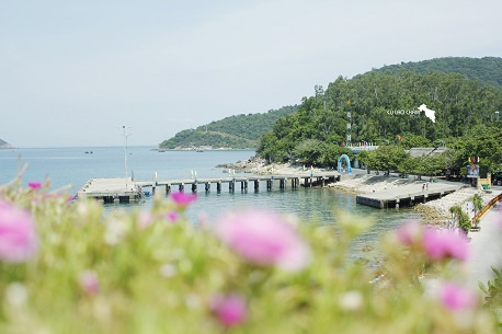 Bãi Làng Cù Lao Chàm có gì? Trải nghiệm 9 hoạt động hấp dẫn 2025