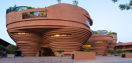 Bảo tàng gốm Bát Tràng: Địa chỉ, giờ mở cửa, giá vé 2025