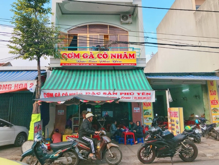 cơm gà Phú Yên Quán cơm gà cô Nhâm có nhiều cơ sở