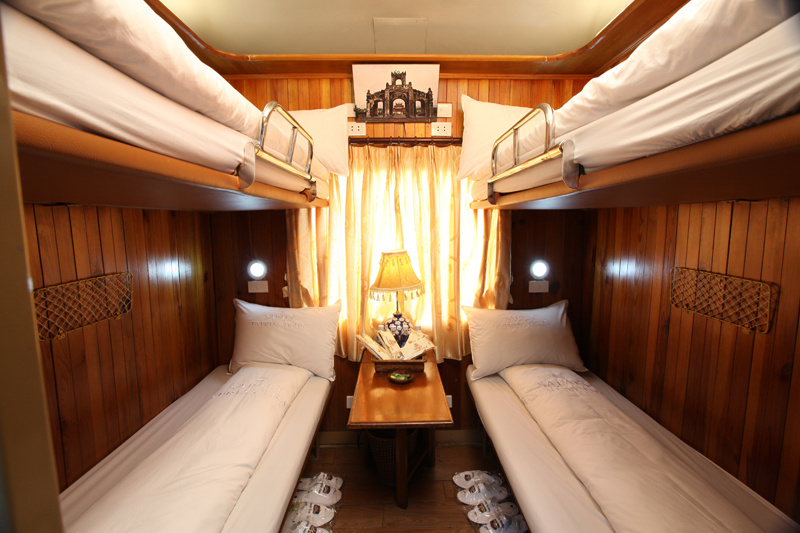 Hoi An to Nha Trang A 4-berth sleeper is more convenient during a long trip