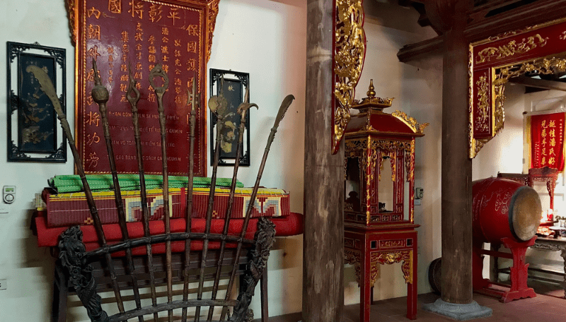 làng Đông Ngạc Chiêm ngưỡng nhà thờ trên 400 tuổi của nhà họ Phan tại làng Đông Ngạc