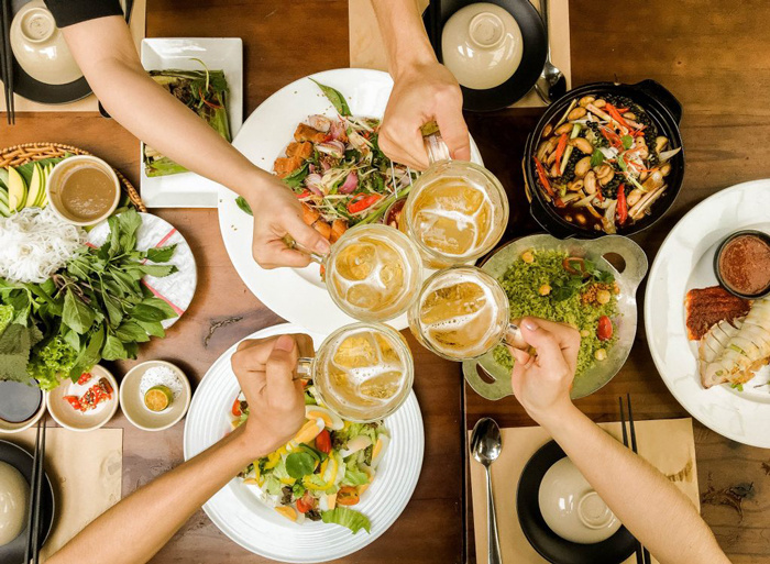 quán nhậu Quy Nhơn Thực đơn đa dạng của quán giúp khách hàng dễ dàng lựa chọn món ăn