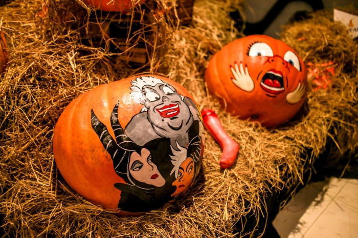 Cách tỉa bí ngô Halloween