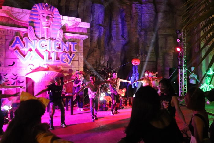 Trải nghiệm những điều lý thú trong lễ hội Halloween tại VinWonders