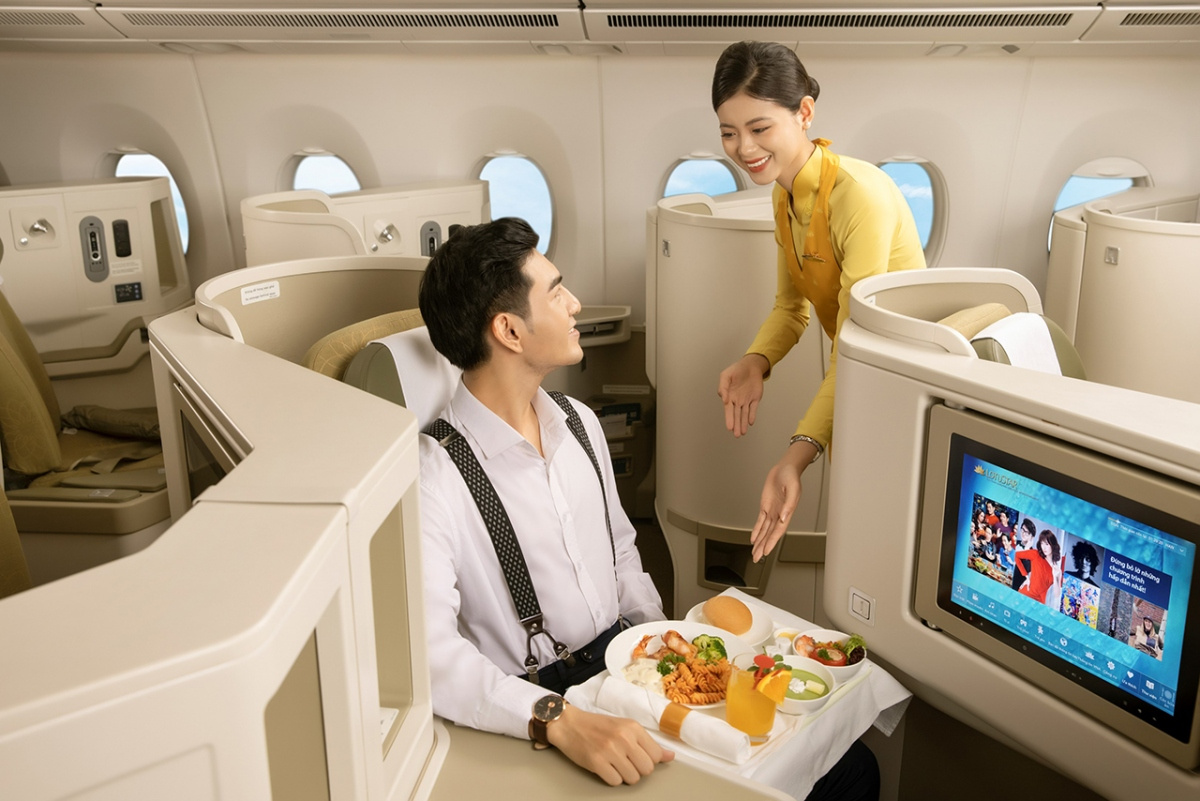 Vé thương gia Vietnam Airlines Tùy từng thời điểm cũng như chặng bay mà giá vé thương gia Vietnam Airlines sẽ có sự chênh lệch