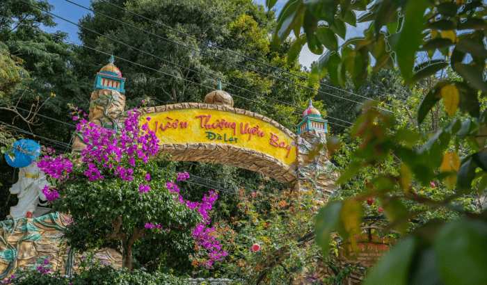 Vườn thượng uyển bay Đà Lạt Vườn thượng uyển bay ở Đà Lạt với vô vàn hoạt động thú vị và những góc sống ảo triệu like