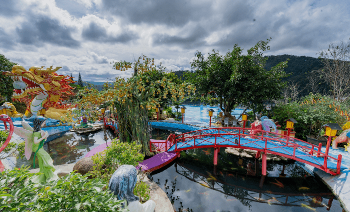 Vườn thượng uyển bay Đà Lạt Vườn thượng uyển Đà Lạt nổi bật giữa lòng thành phố