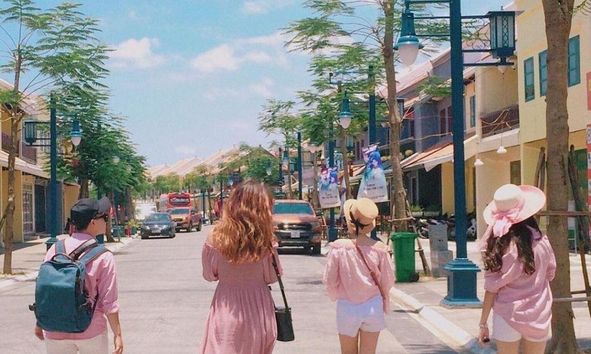 Phố cổ Hạ Long Khu phố cổ Hạ Long được rất nhiều du khách quan tâm