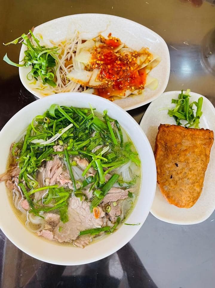 Phở Liến Nga Hội An