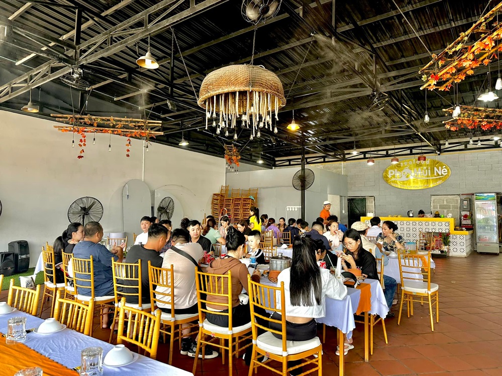 restaurants in Mui Ne Pho Mui Ne restaurant