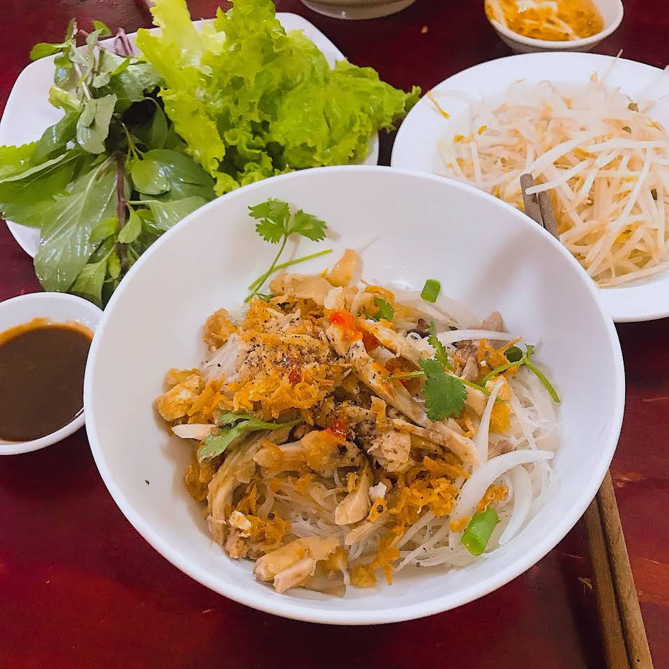 Phở Quy Nhơn Phở khô Quy Nhơn - Món phở Quy Nhơn độc lạ tại đất Võ