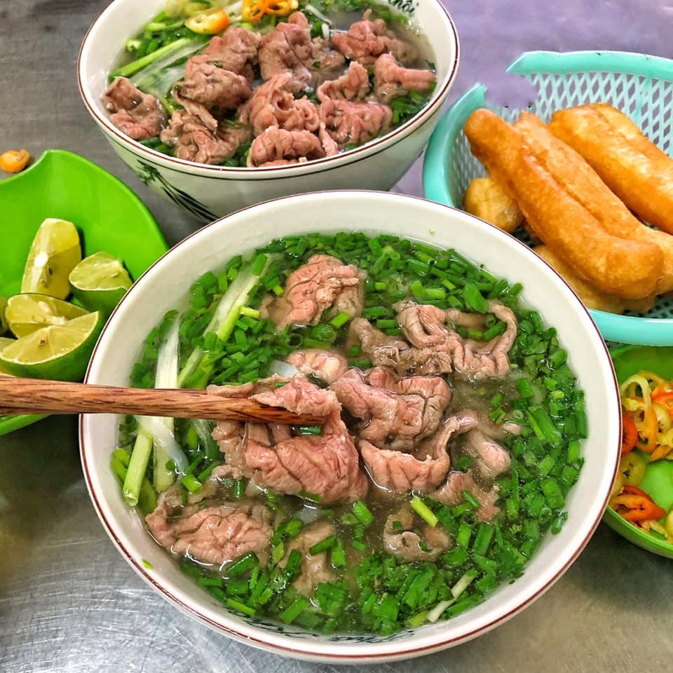 Ngoài phở sốt vang, Khôi Hói còn có nhiều loại phở truyền thống khác 