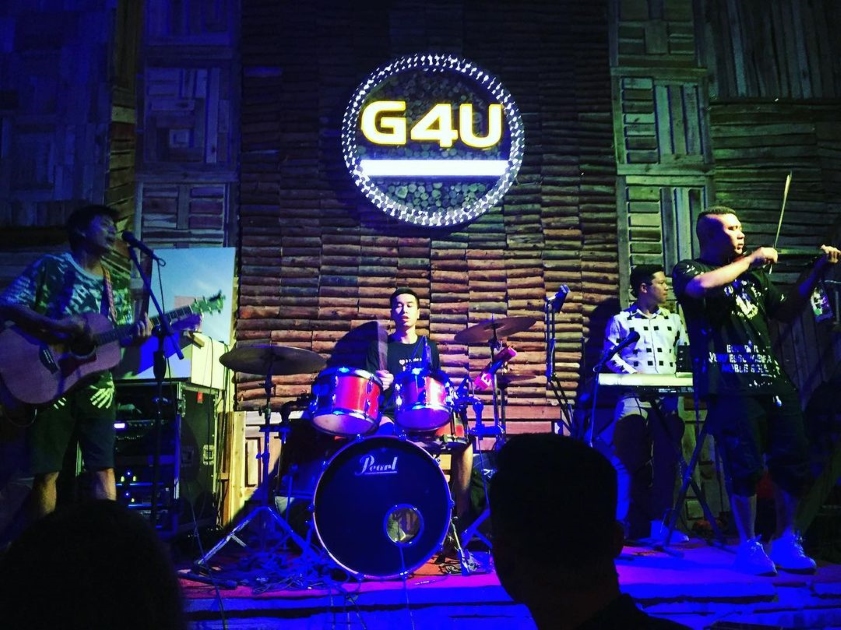 Band nhạc chuyên nghiệp của quán cafe phòng trà G4U