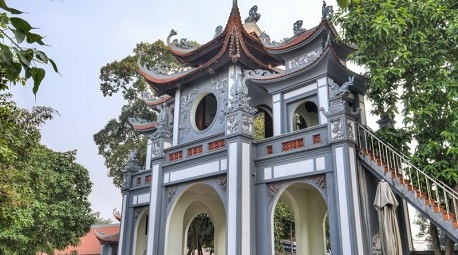 Phủ Tây Hồ Hà Nội: Di tích Lịch sử – Văn hóa thờ công chúa Liễu Hạnh