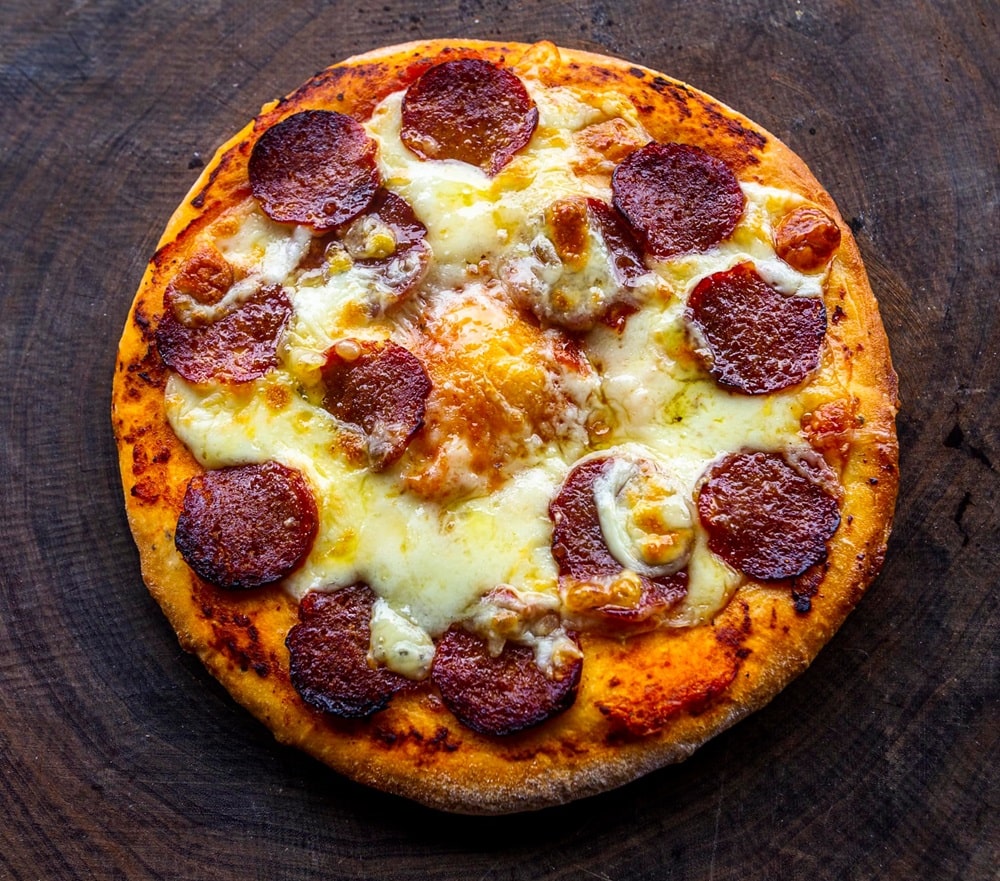 Pizza nhà hàng Dingo Deli