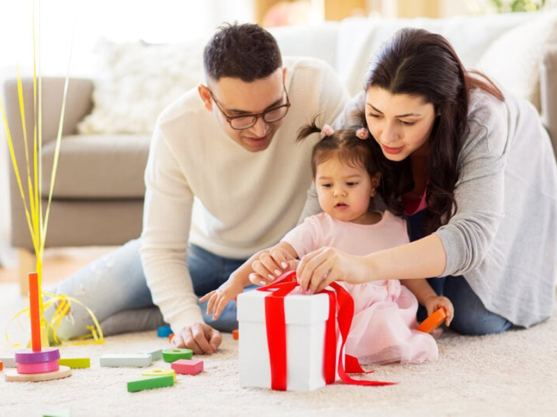 Hãy lưu ý một số điều trước khi mua quà 1/6 cho bé
