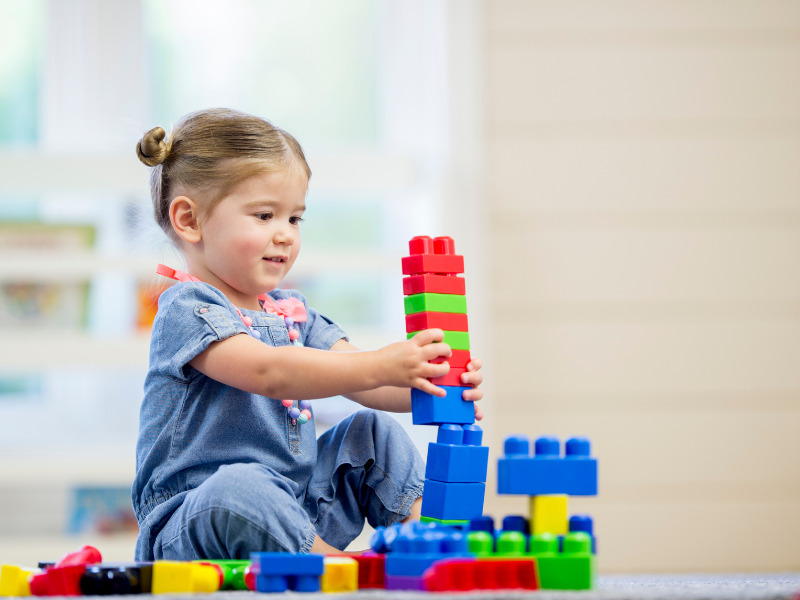 Bộ Lego giúp bé phát huy sức sáng tạo