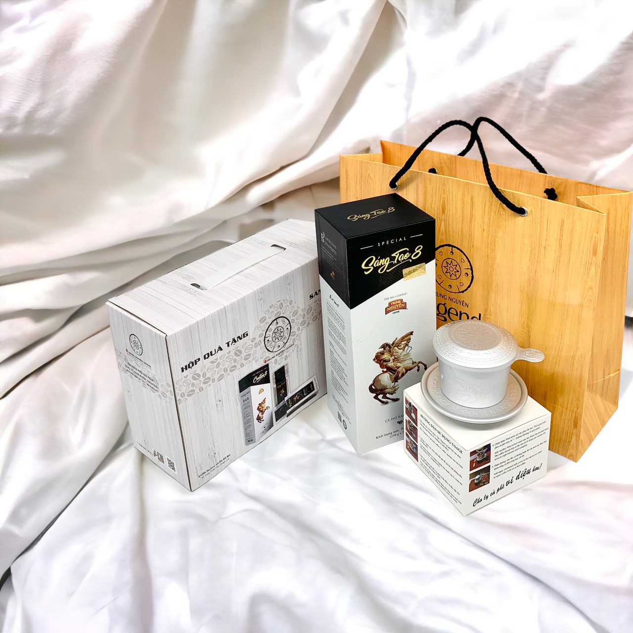 quà 20/11 tặng thầy Một hộp cà phê ngon thể hiện sự quan tâm đến thầy