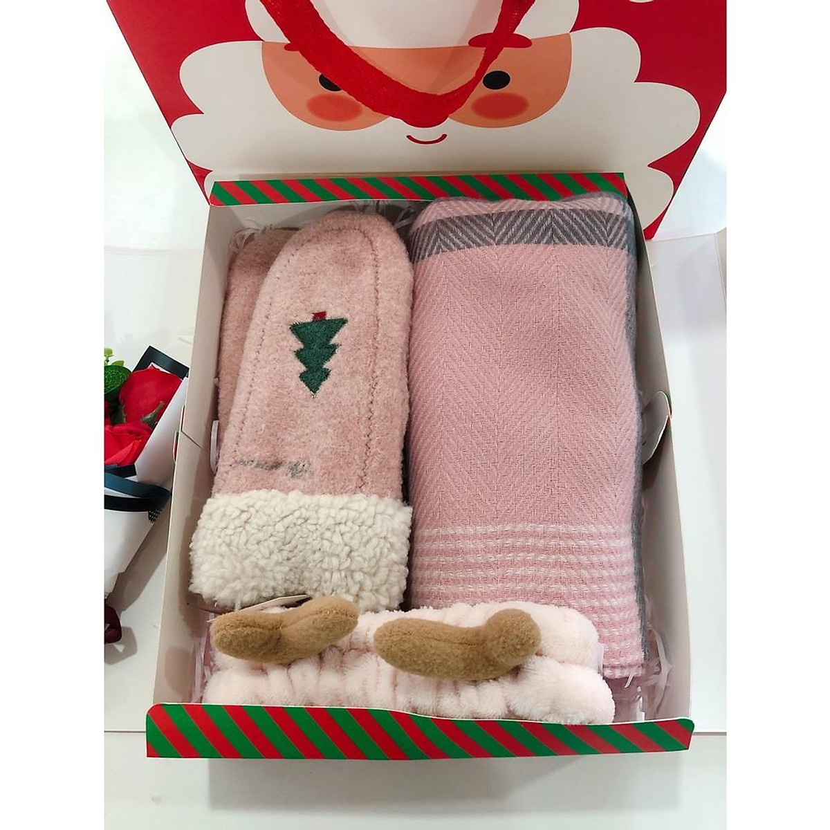 Những đôi găng tay ấm áp cho mùa Giáng sinh