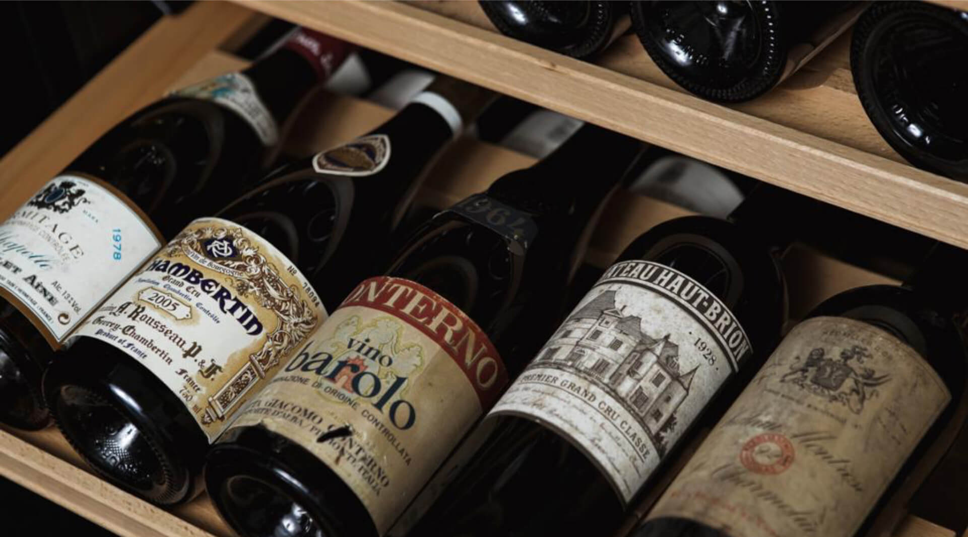 Quà kỷ niệm ngày cưới Món quà rượu vang tinh tế và đẳng cấp để chúc mừng ngày kỷ niệm đôi uyên ương