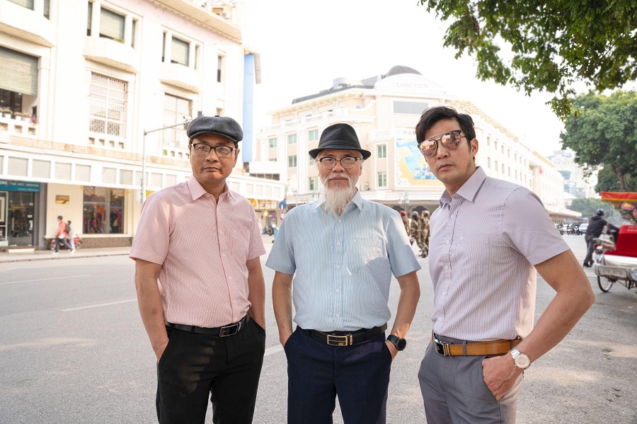 Bố có thể sử dụng áo sơ mi, quần tây vào nhiều dịp khác nhau như đám cưới, đi làm, tiệc tùng…