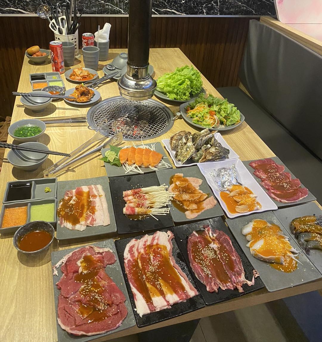 quán ăn ngon Rạch Giá Sam BBQ phục vụ món ngon theo hình thức buffet