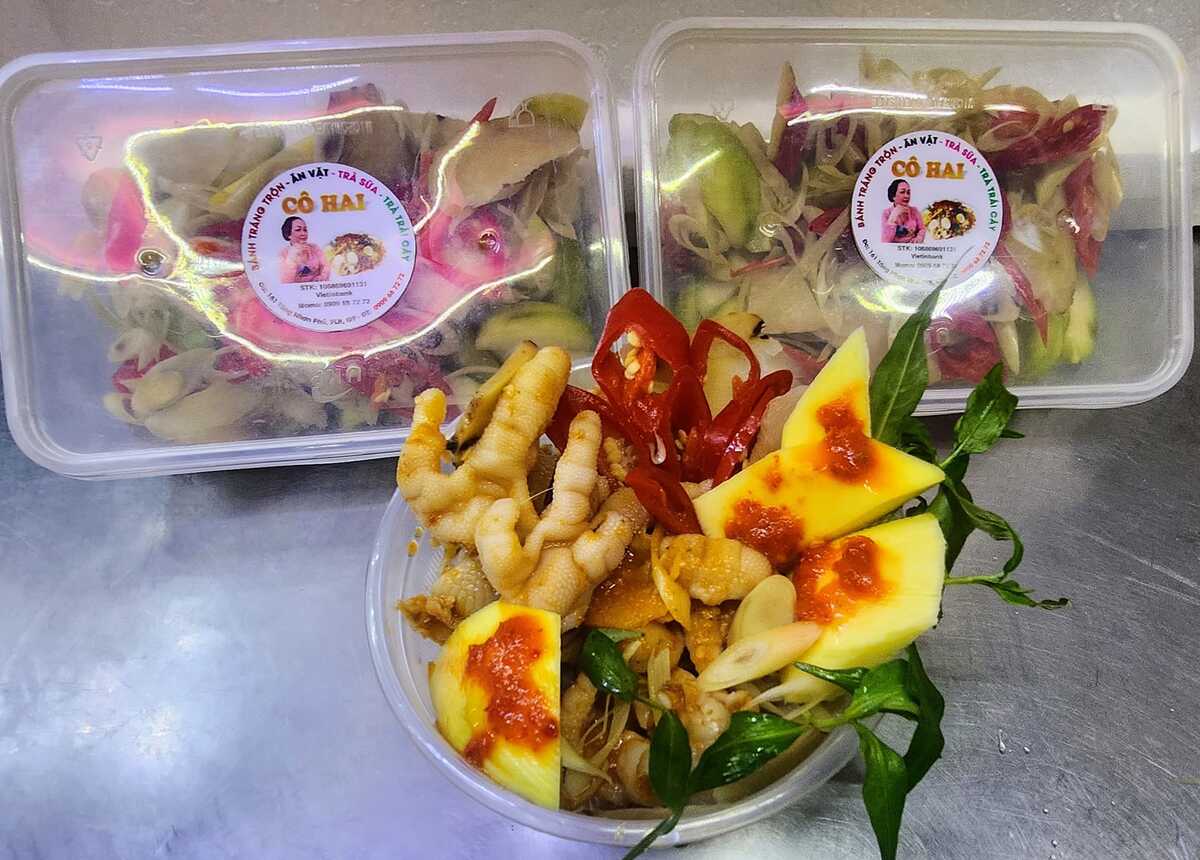 Quán ăn vặt Cô Hai Quận 9