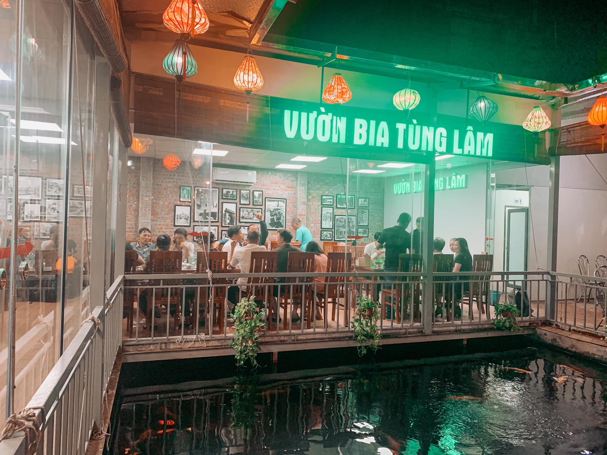 Quán bia hơi Hà Nội Tùng Lâm là một trong các quán bia hơi nổi tiếng Hà Nội