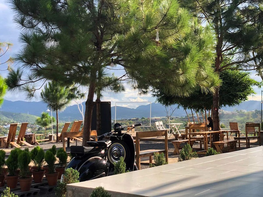 Quán cafe đẹp ở Bảo Lộc Quán cafe đẹp ở Bảo Lộc Sunset Chill là địa điểm ngắm mây hút khách