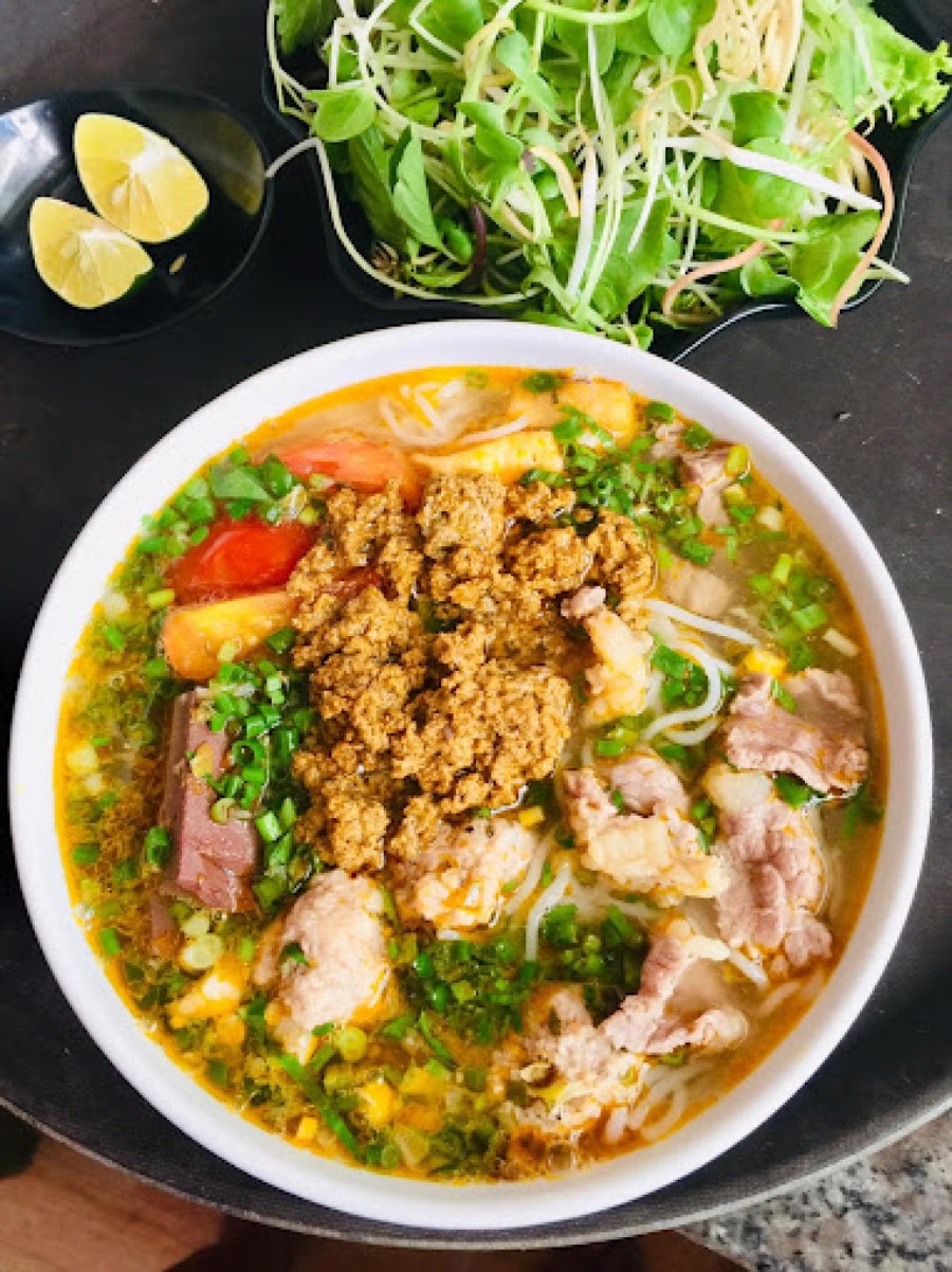 Quán cháo canh Kim Chi Hà Tĩnh