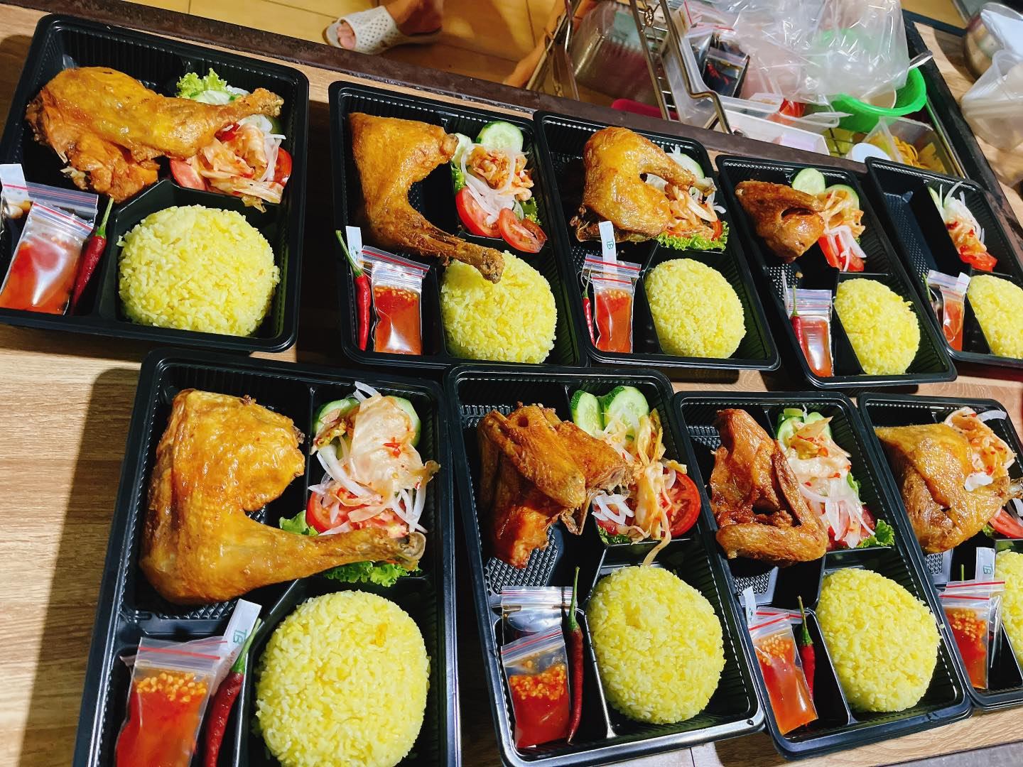Cơm gà 86 là quán cơm Quy Nhơn ngon có tiếng