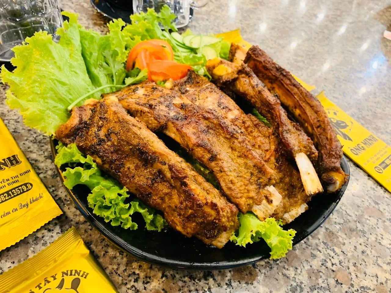 quán nhậu Quy Nhơn Quán bò tơ Ông Minh ngon nức tiếng