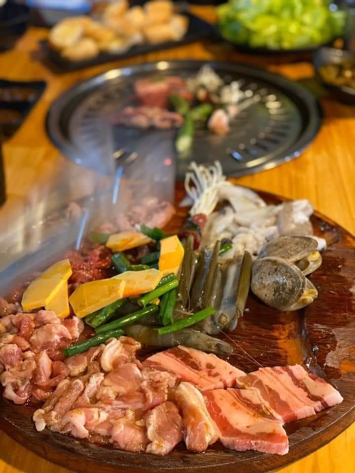 Quán nướng Hải Phòng Đồ nướng tươi roi rói ai nhìn mà không mê