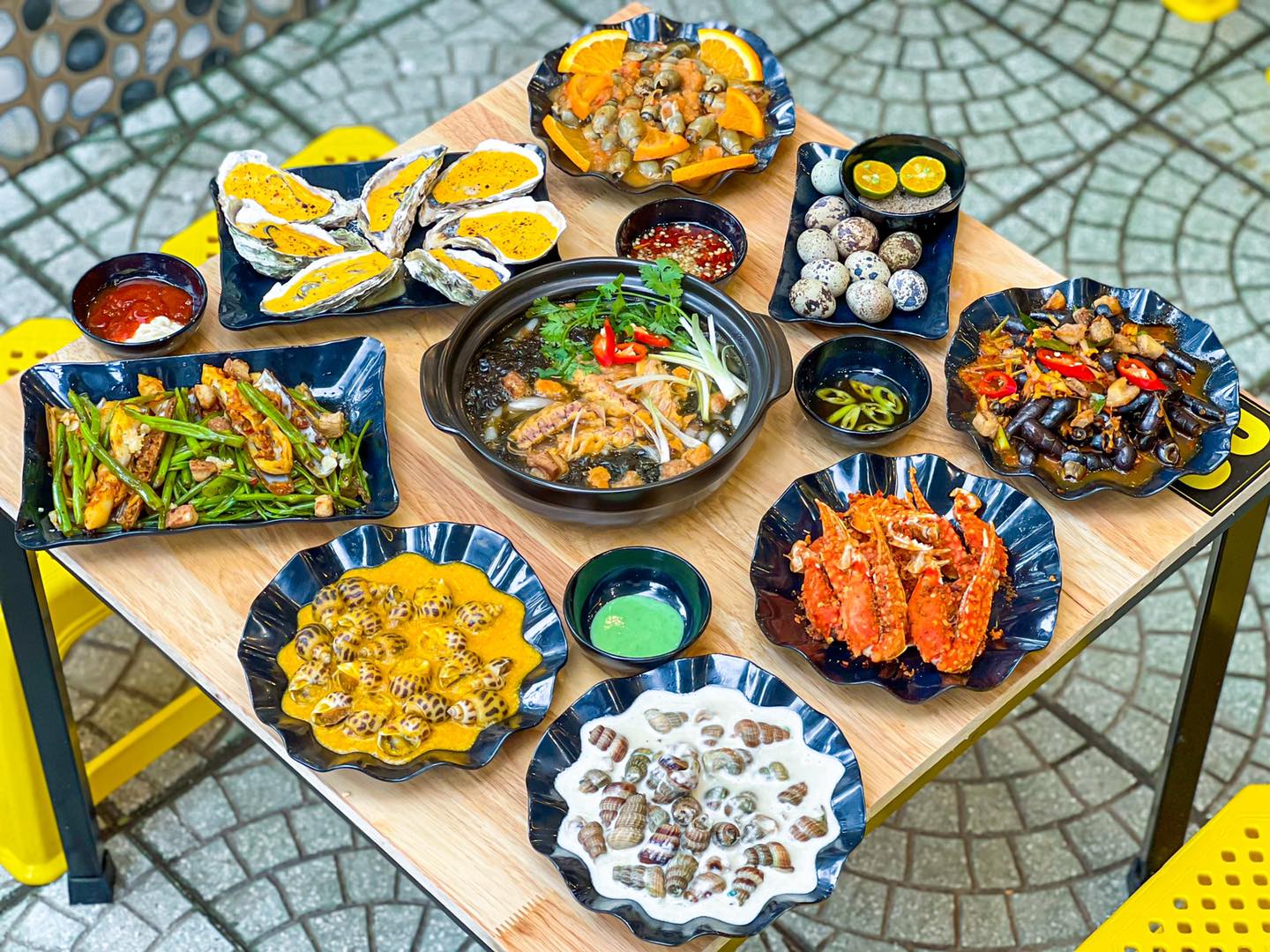 Quán ốc Huế Vô vàn các món ngon tại quán mà bạn không nên bỏ lỡ