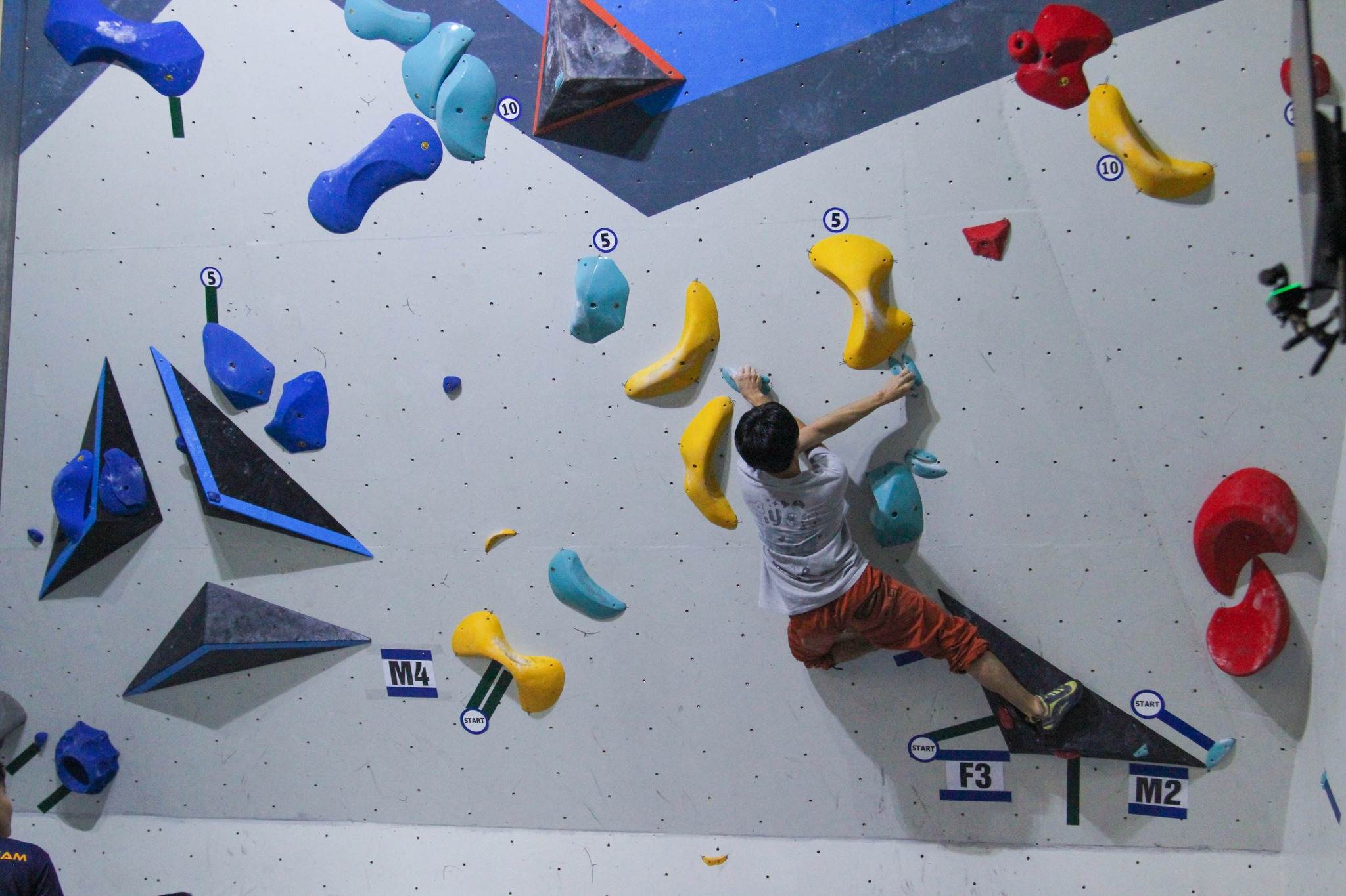 Skywalk Climbing Sài Gòn