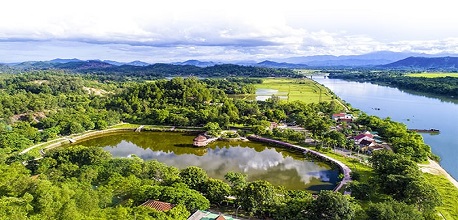 Ngắm dòng sông La hiền hoà, thơ mộng nơi miền quê Hà Tĩnh