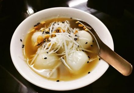 Sủi dìn – đặc sản Hải Phòng: Cách làm và 7 quán ngon quên lối