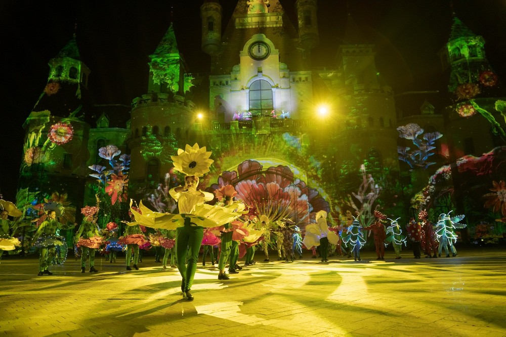 Tata Show, VinWonders Nha Trang
