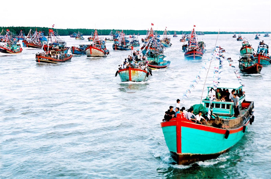 tháng 6 có ngày lễ gì Lễ hội Nghinh Ông là lễ hội truyền thống của người dân Bến Tre