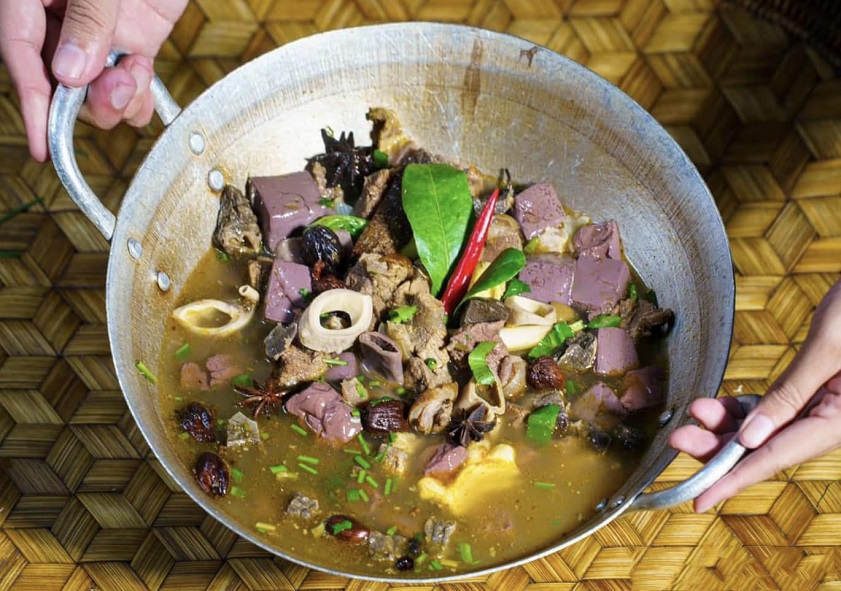 Thắng cố Dân Tộc Quán Sa Pa