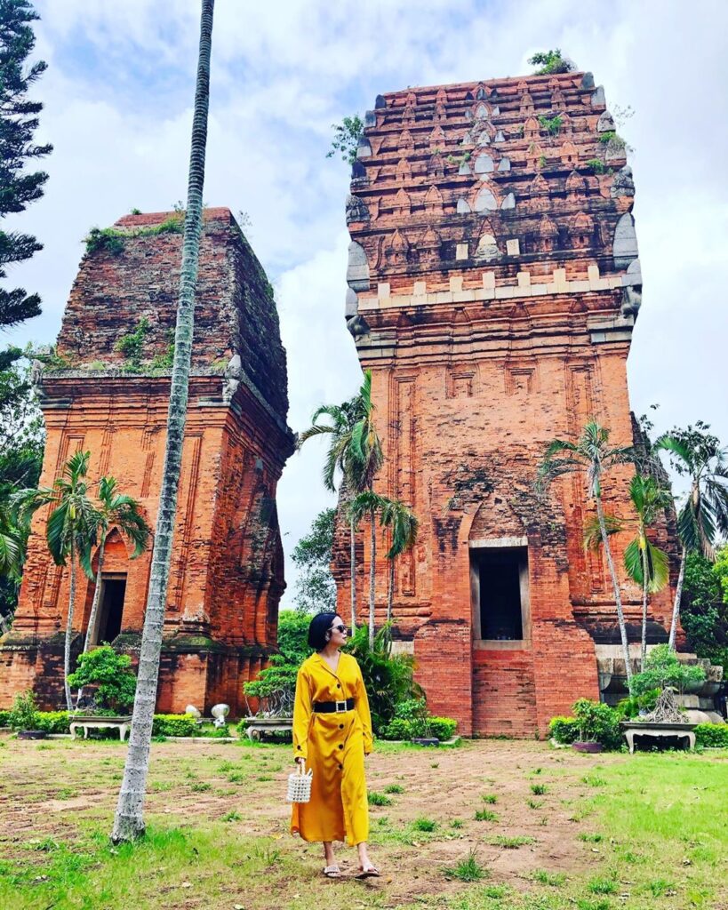 Tháp Hưng Thạnh Những gì còn sót lại, cho thấy tháp phía Nam có kiến trúc tương tự tháp phía Bắc