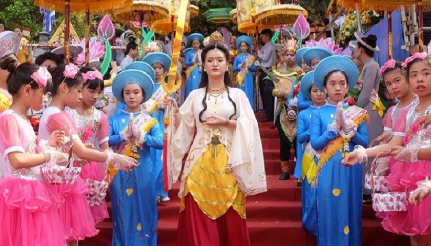 the best time to travel to Southeast Asia for festivals
